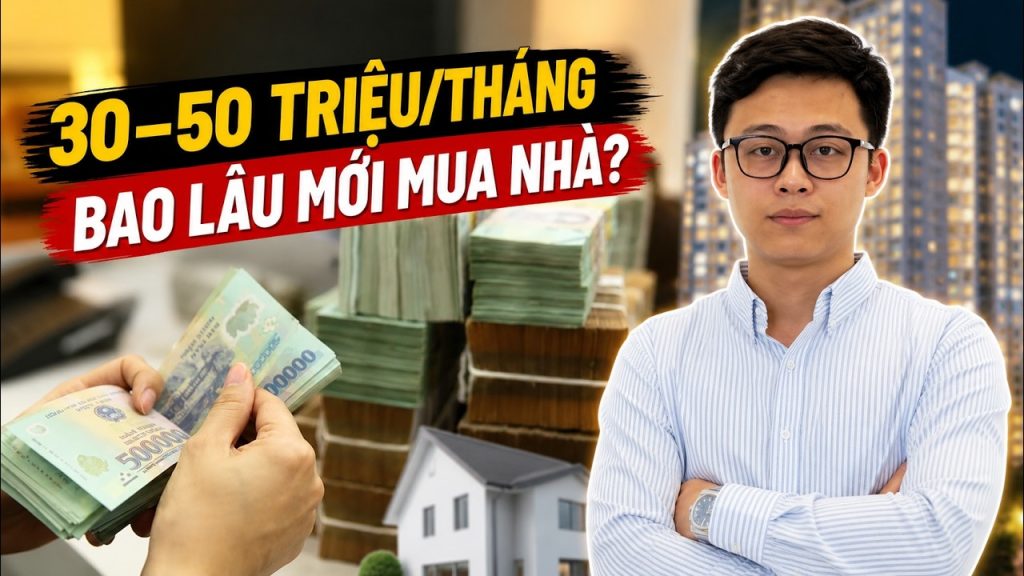 Ảnh bìa video Thu nhập 30–50 triệu mỗi tháng bao lâu mới mua nhà, Ngọc Lâm đứng khoanh tay bên dòng tiêu đề, phía dưới là bàn tay cầm xấp tiền và các cọc tiền xếp trên bàn