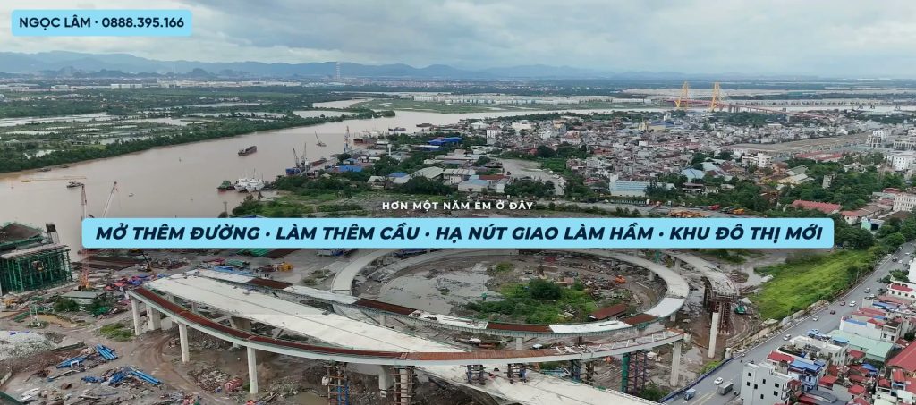 Cầu mới đang xây bắc qua sông Cấm Hải Phòng nhìn từ trên cao, một trong các công trình làm trong hơn một năm qua